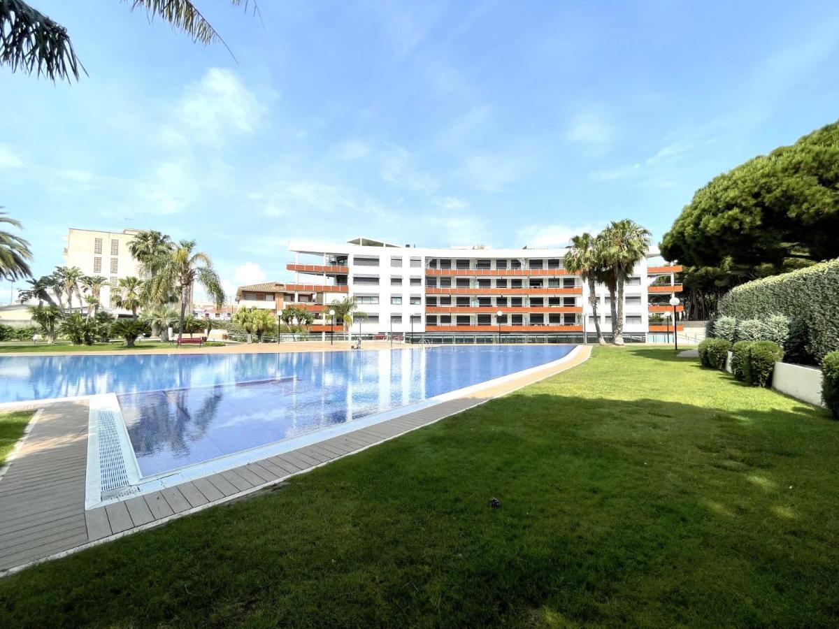 Luxurycambrils Resort&Spa Exterior foto