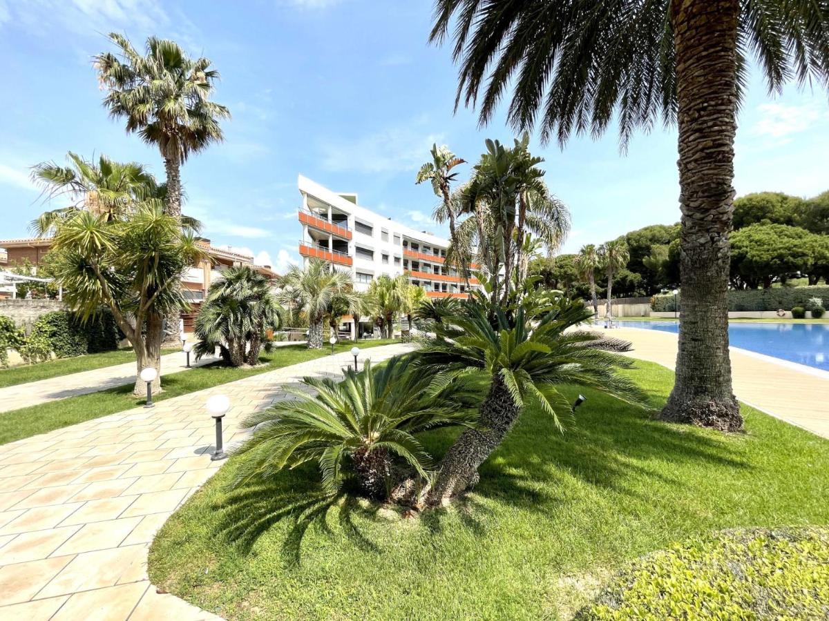 Luxurycambrils Resort&Spa Exterior foto