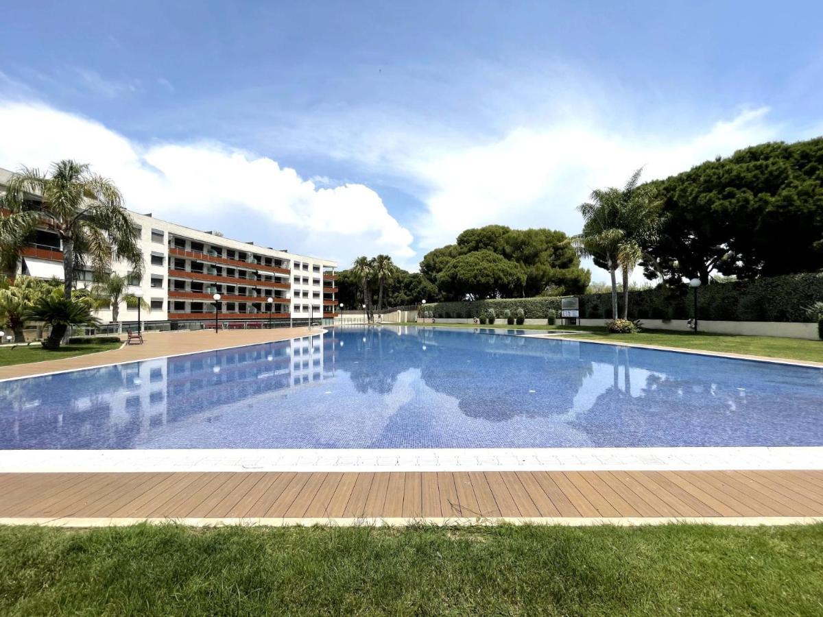 Luxurycambrils Resort&Spa Exterior foto