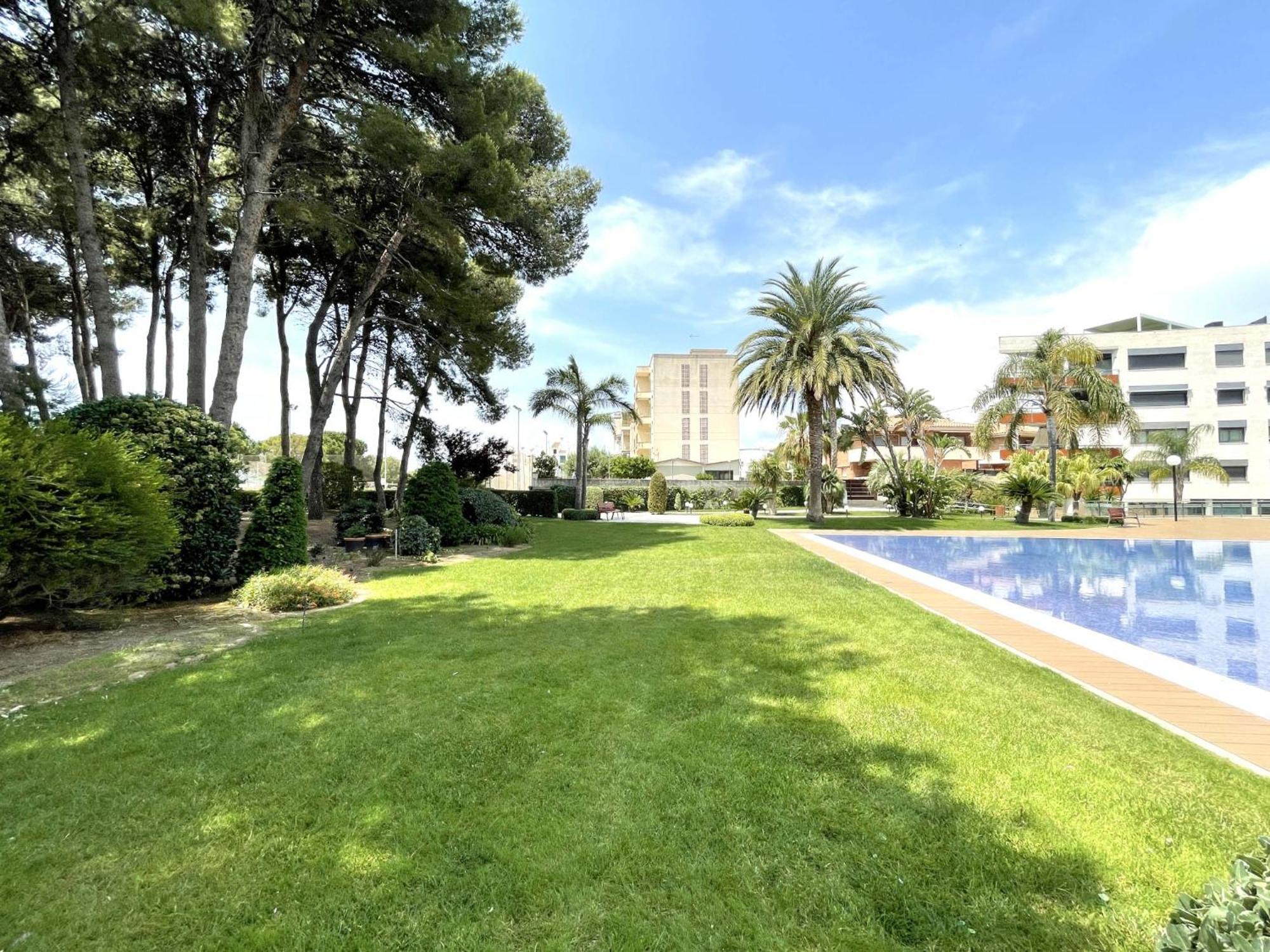 Luxurycambrils Resort&Spa Exterior foto